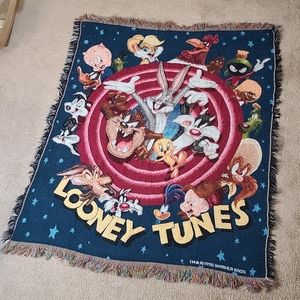 Vintage 90's Looney Tunes Quilt Blanket